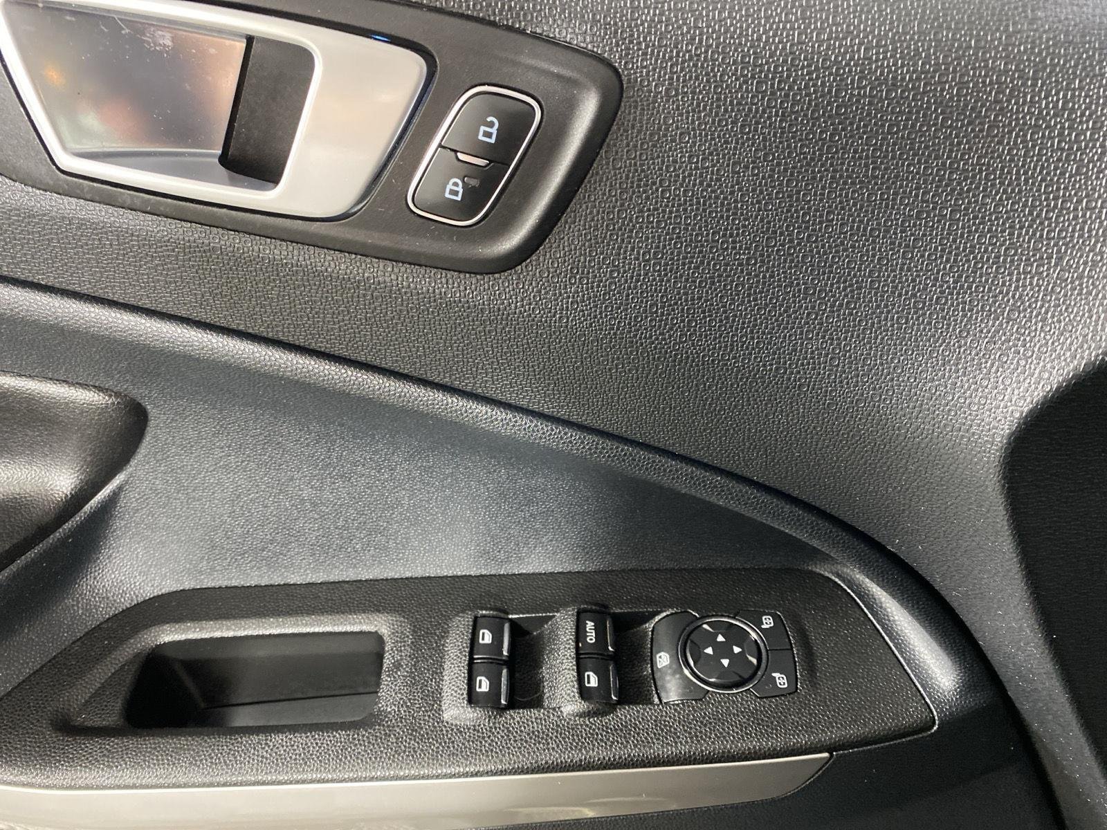 Used 2022 Blue Ford Titanium image 15