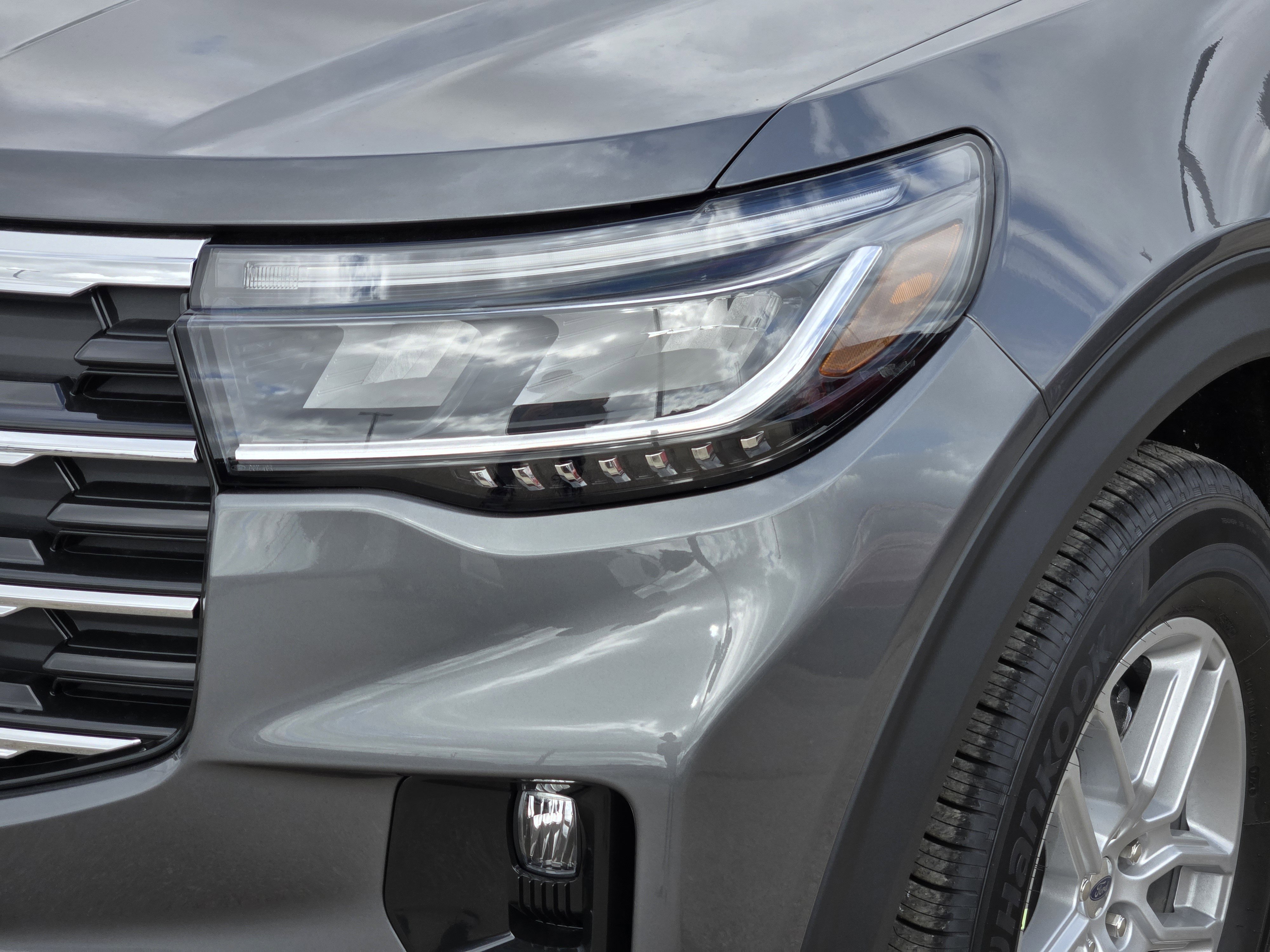New 2026 Carbonized Gray Metallic Ford Active image 5