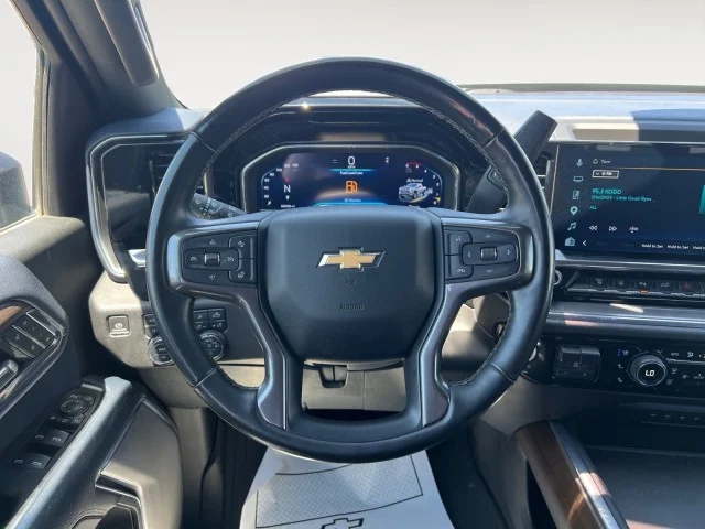 Used 2024 Lakeshore Blue Metallic Chevrolet High Country image 12