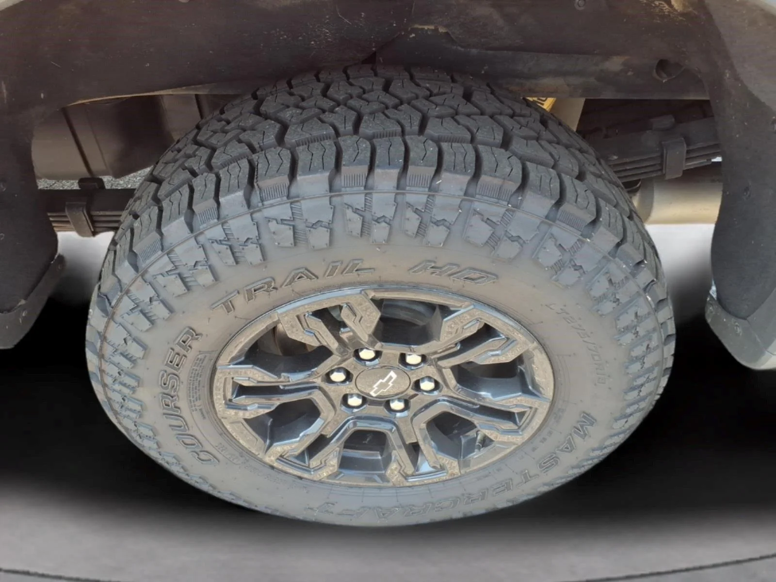 Used 2023 Red Hot Chevrolet ZR2 image 10