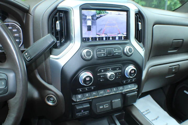 Certified Used 2023 Summit White GMC SLT image 12