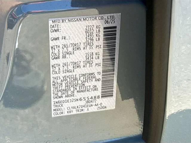 Used 2025 Gray Nissan PRO-X image 29