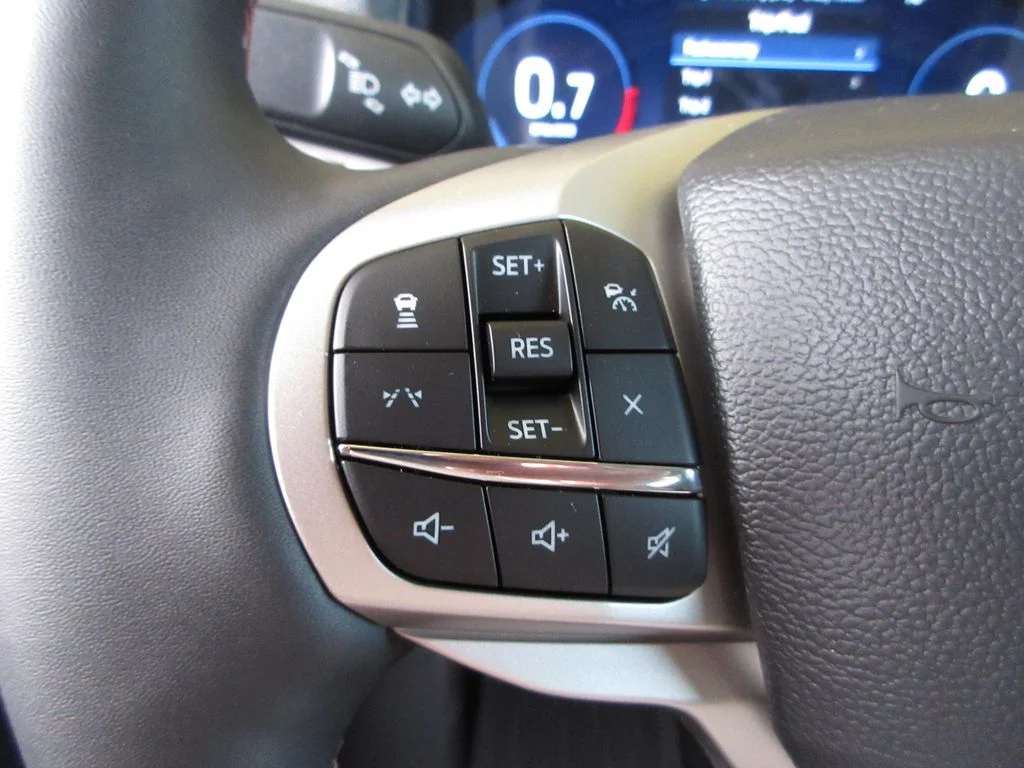New 2026 Carbonized Gray Metallic Ford Active image 16