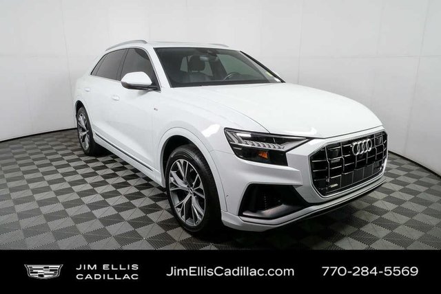 2021 Audi Q8 Premium Plus