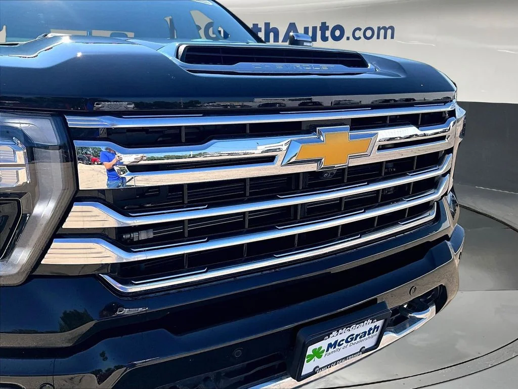 Certified Used 2024 Black Chevrolet High Country image 33