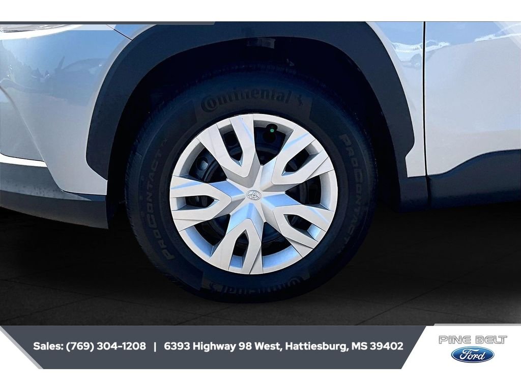 Used 2026 Sonic Silver Toyota L image 8