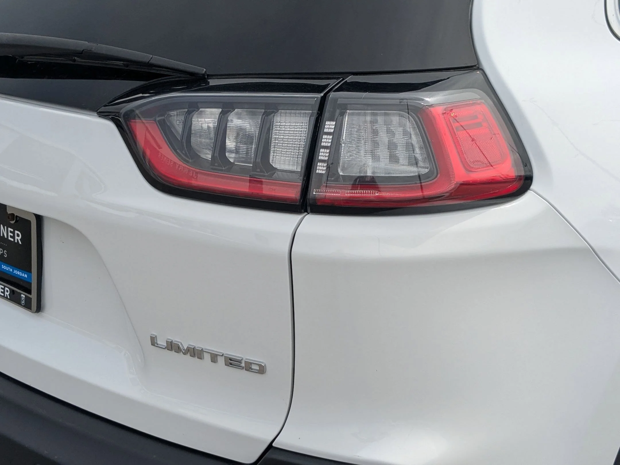 Used 2020 Bright White Clearcoat Jeep Limited image 12