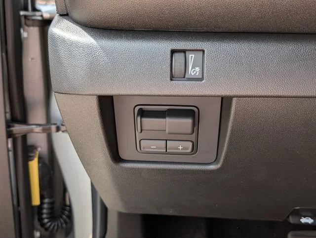 2026 Chevrolet Colorado Trail Boss - Photo 14