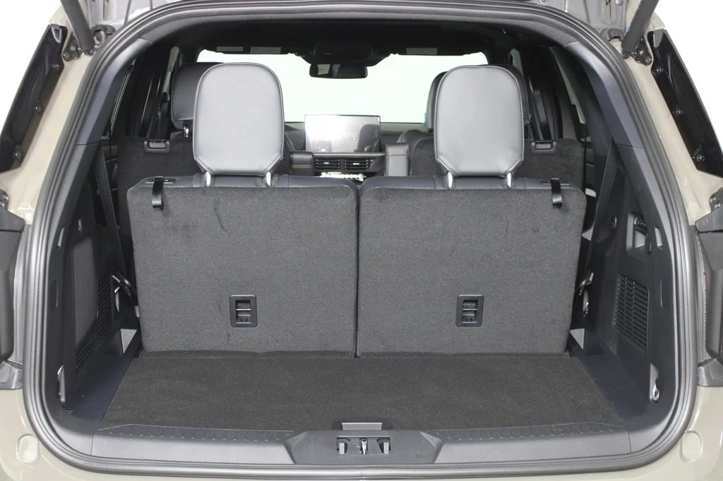 New 2026 Gray Ford Tremor image 7