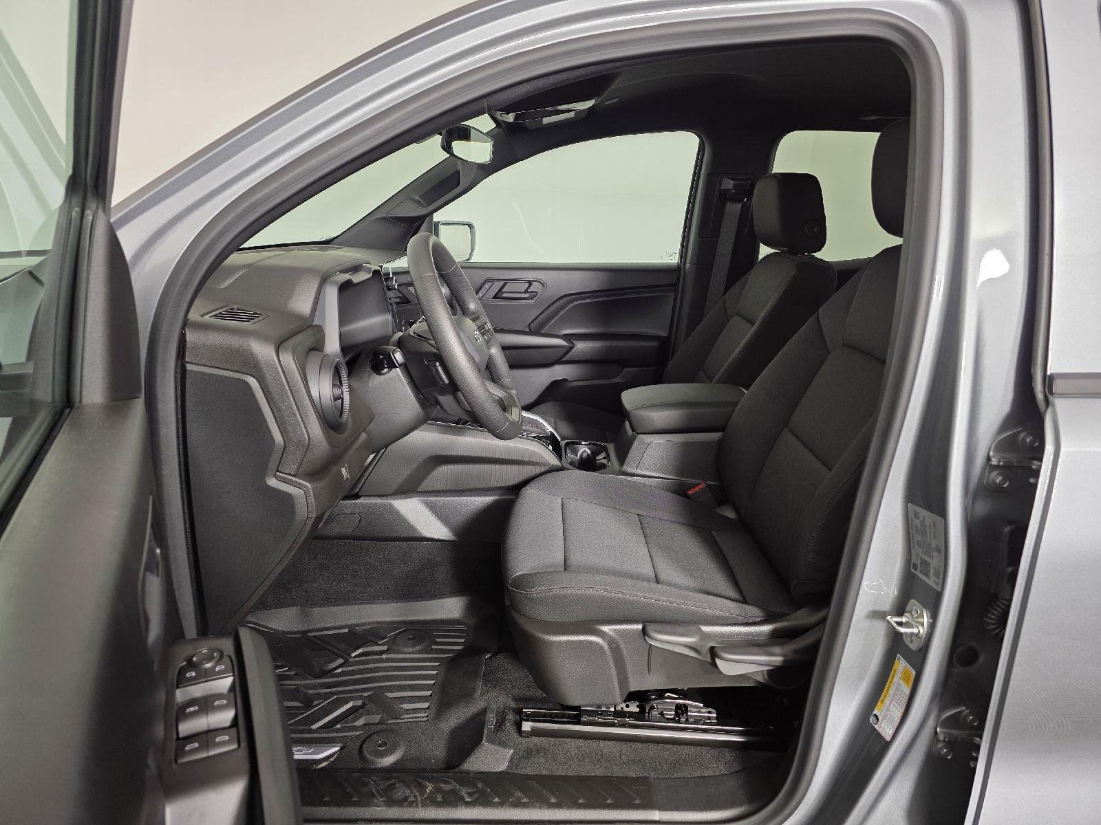 2026 Chevrolet Colorado Trail Boss - Photo 13