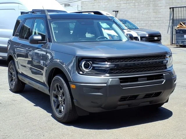 New 2026 Carbonized Gray Metallic Ford Big Bend image 3