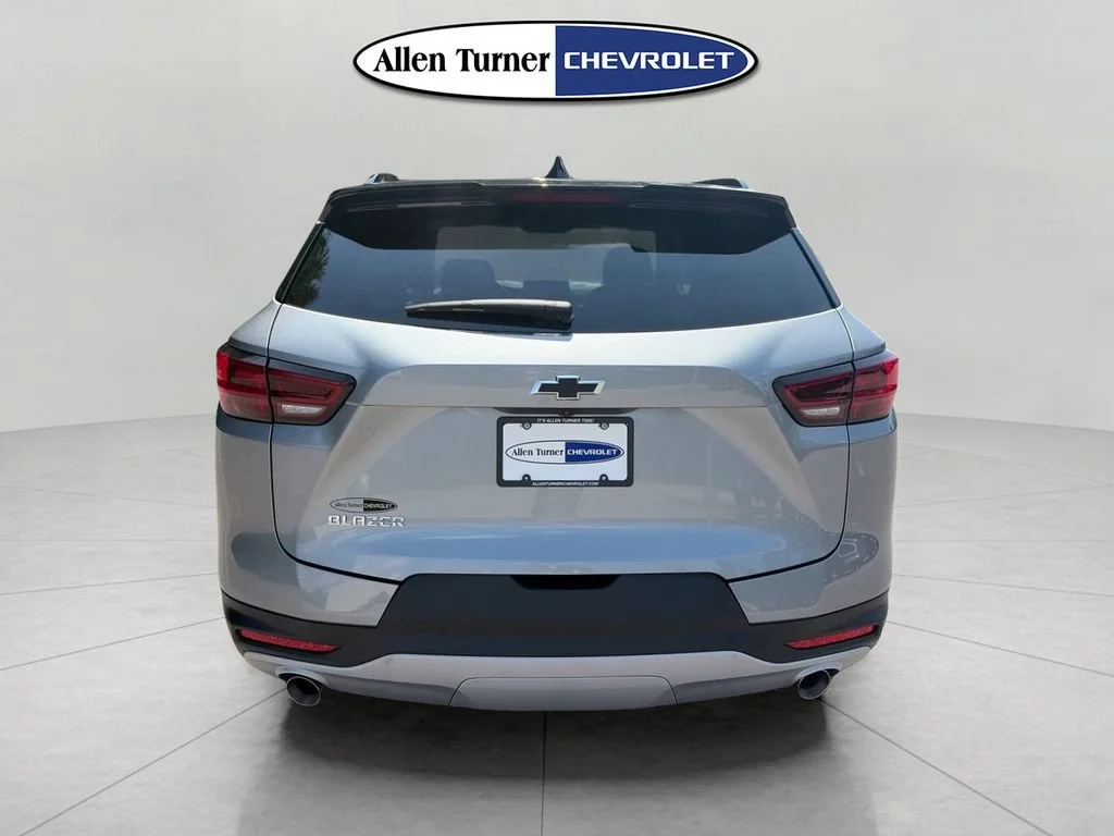 New 2026 Sterling Gray Metallic Chevrolet 2LT image 5