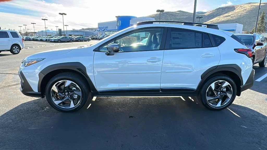New 2026 CRYSTAL WHITE PEARL Subaru Limited image 6