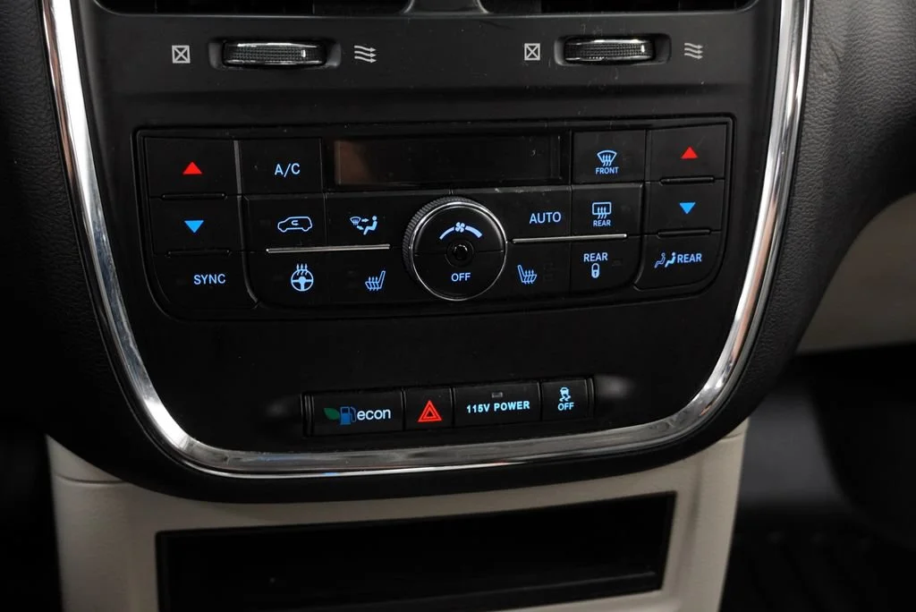 Used 2016 Blue Chrysler Touring image 32