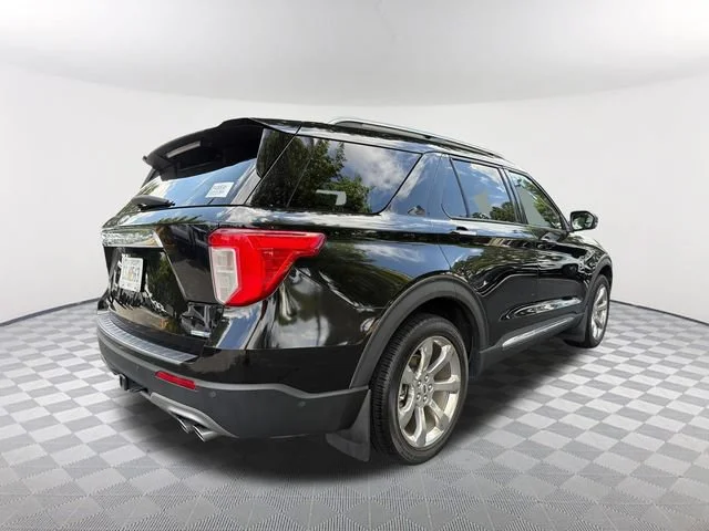 Used 2020 Black Ford Platinum image 5