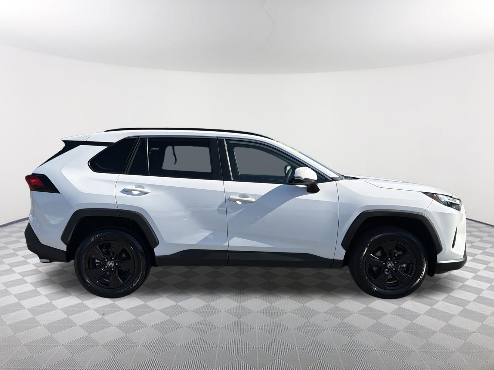 Certified Used 2025 Ice Cap Toyota XLE image 17