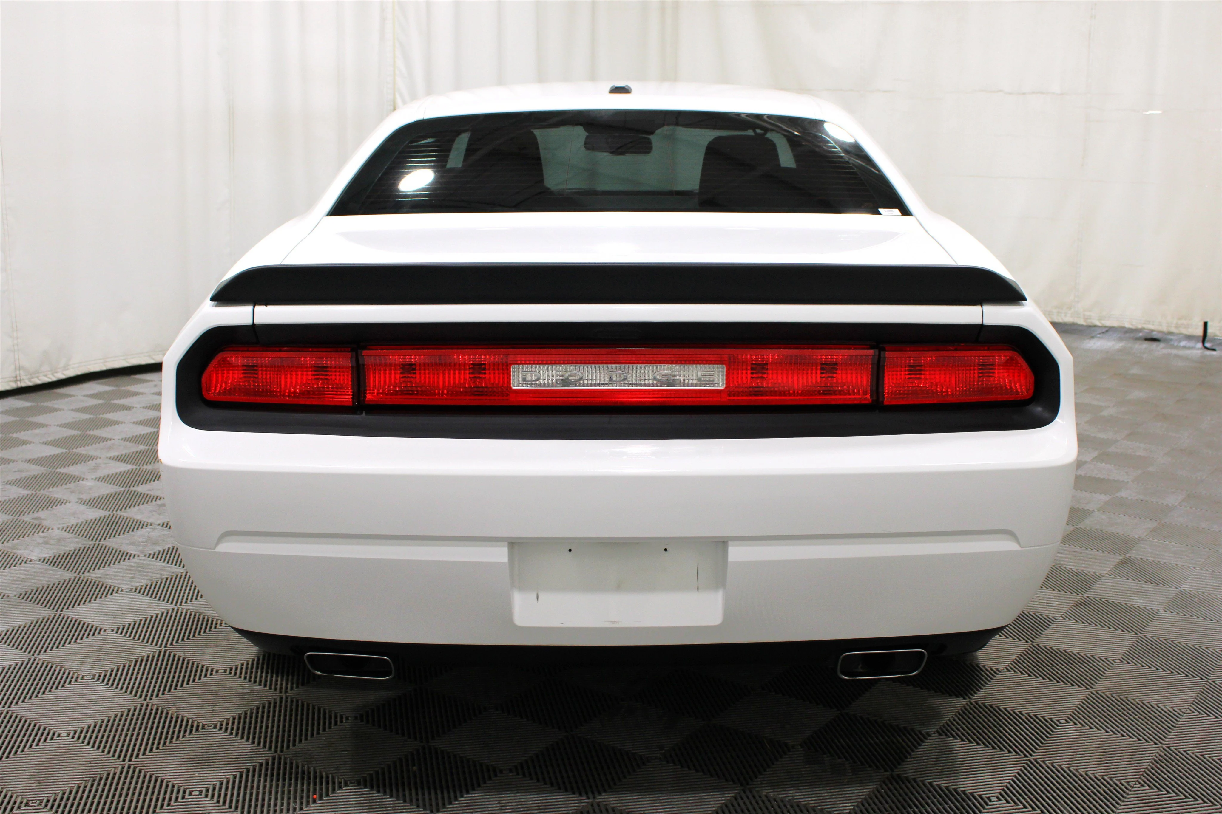 2014 Dodge Challenger SXT - Photo 23