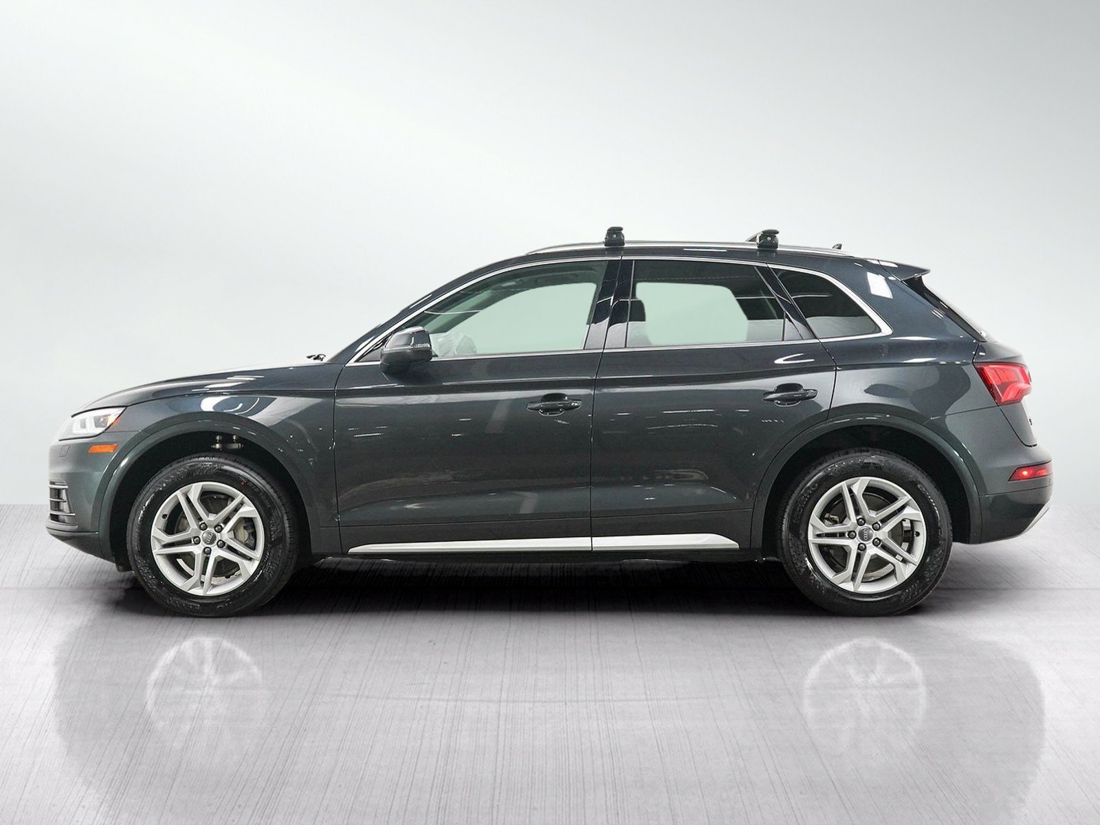 Used 2018 Audi Q5 Premium Plus with VIN WA1BNAFY2J2204571 for sale in Burnsville, Minnesota