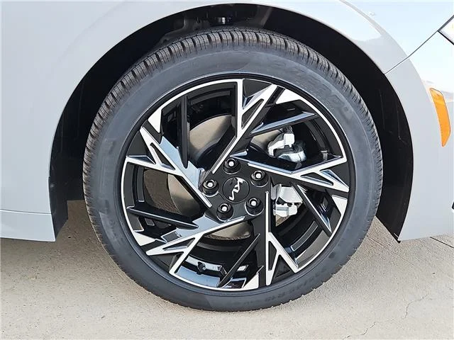 New 2026 Wolf Gray KIA GT-Line Front-Wheel Drive image 5