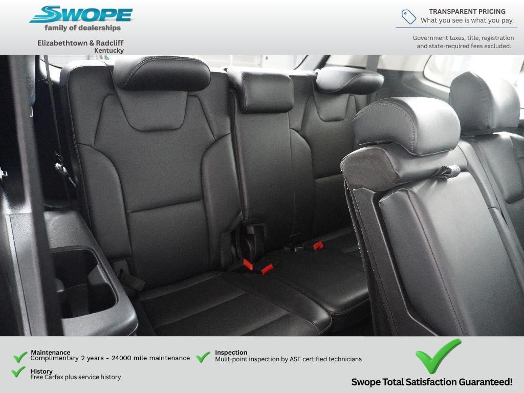 Used 2024 Gravity Gray Kia LX image 11