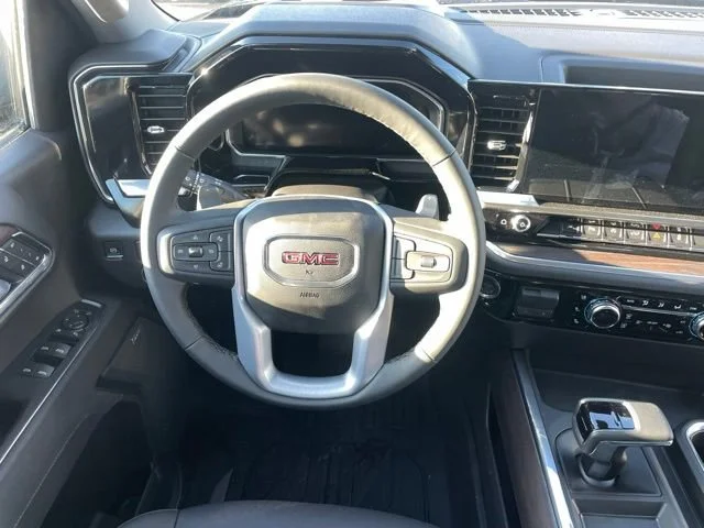 2026 GMC Sierra 1500 SLT - Photo 15