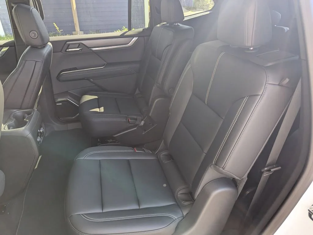 2026 GMC Acadia Elevation - Photo 30