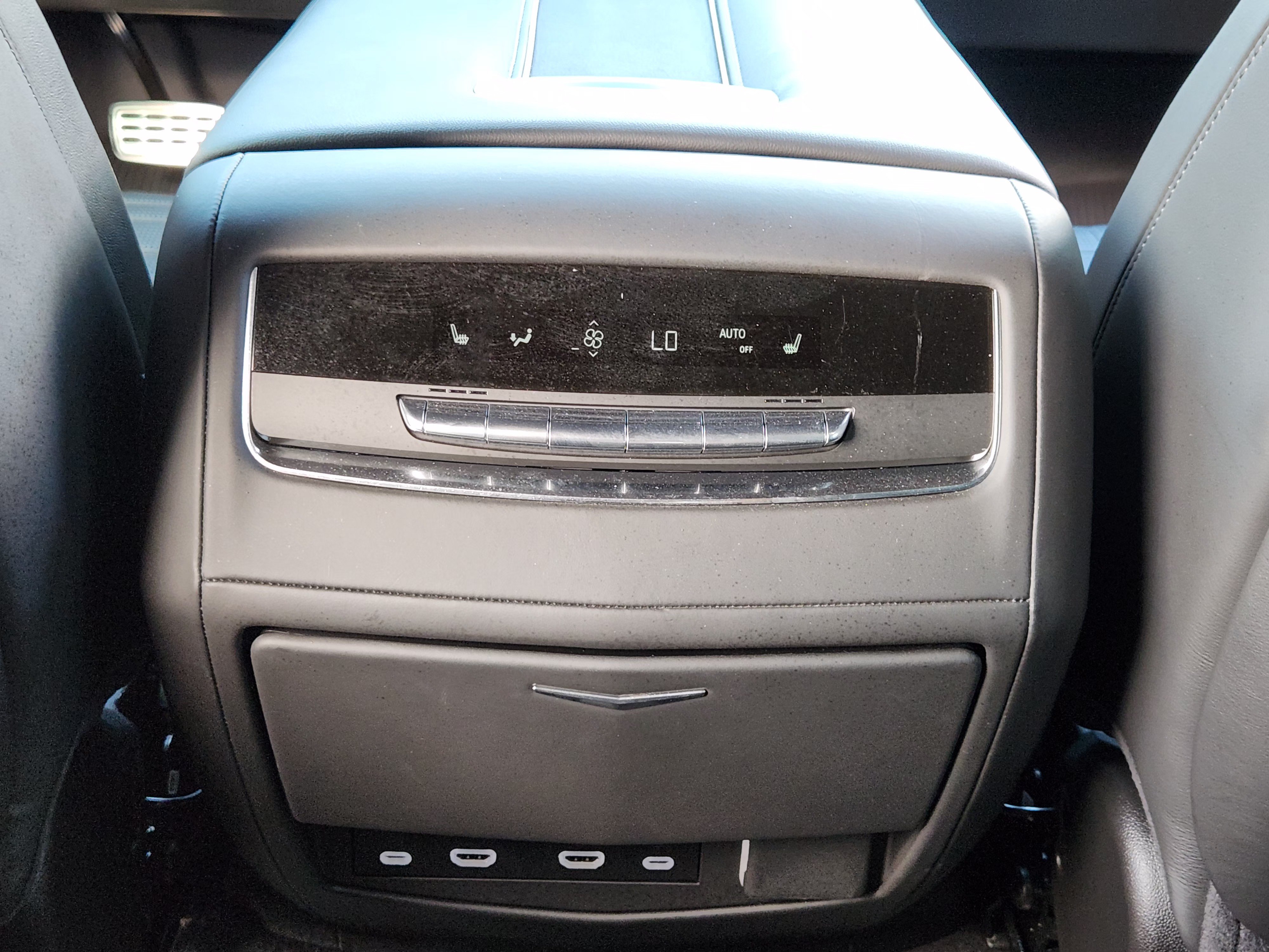 Used 2024 Black Raven Cadillac V-Series image 32