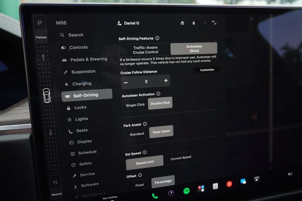 Used 2022 Black Tesla Base image 16