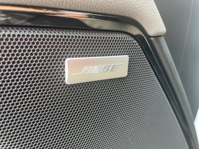 Used 2025 White Chevrolet ZR2 image 30