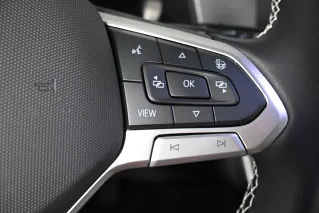 2026 Volkswagen Atlas Cross Sport SE w/Tech - Photo 38