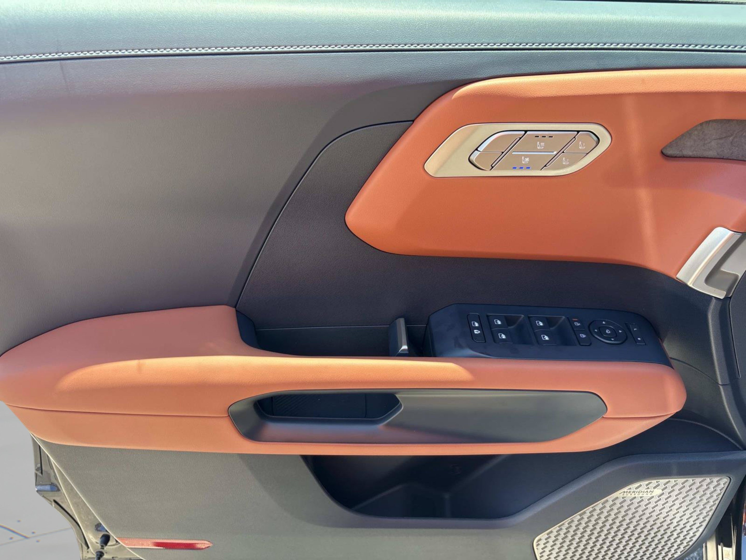 New 2027 Panthera Metal Kia SX image 17
