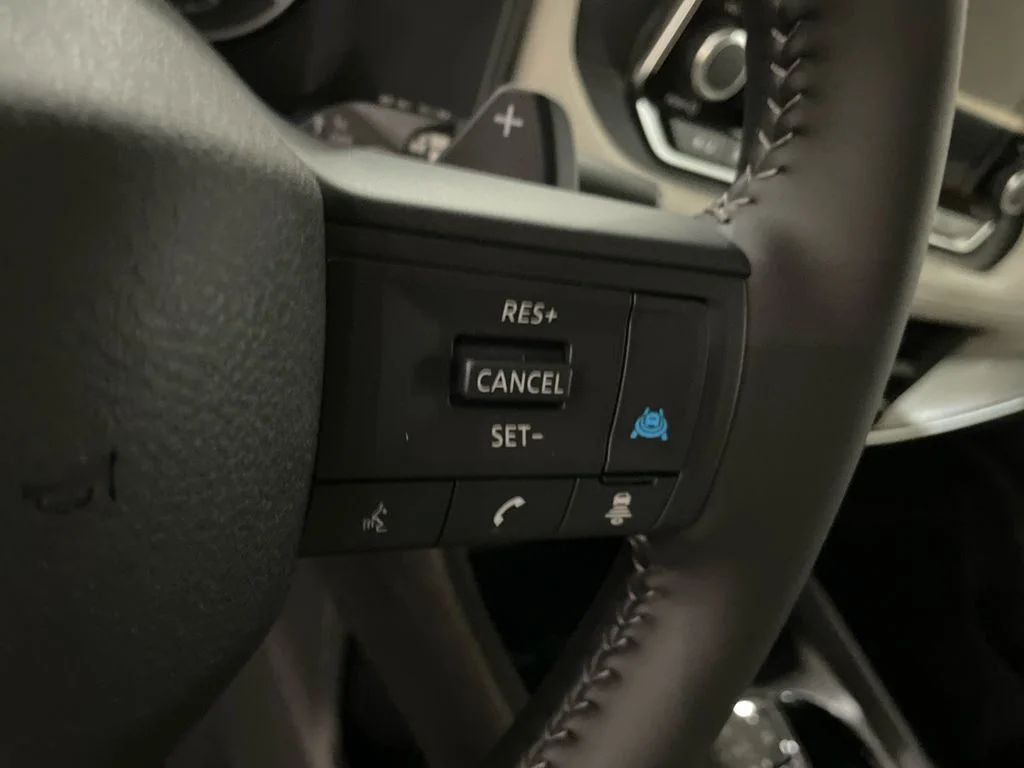 2026 Nissan Rogue Dark Armor - Photo 16
