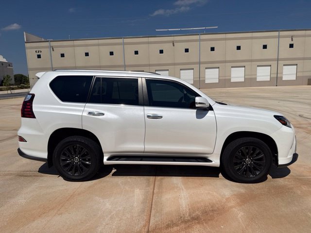 Used 2021 White Lexus 460 image 4