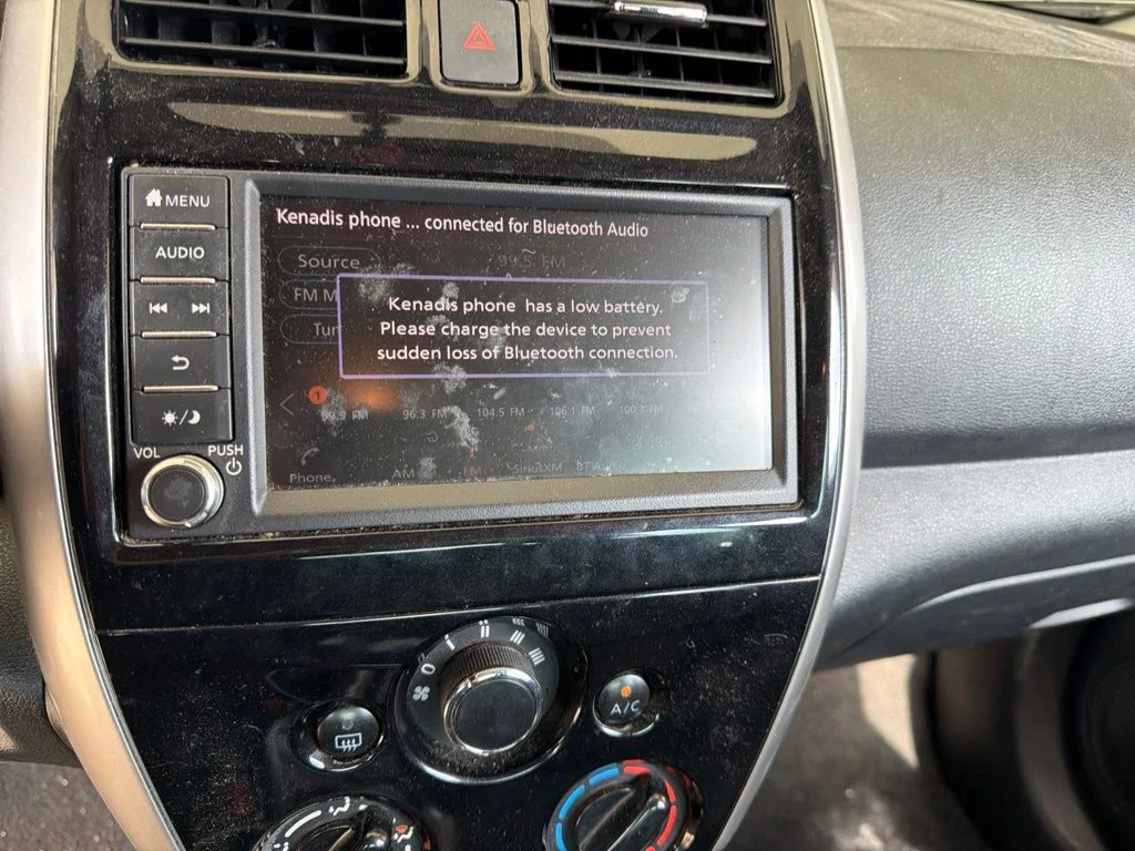Used 2019 Black Nissan 1.6 SV image 15