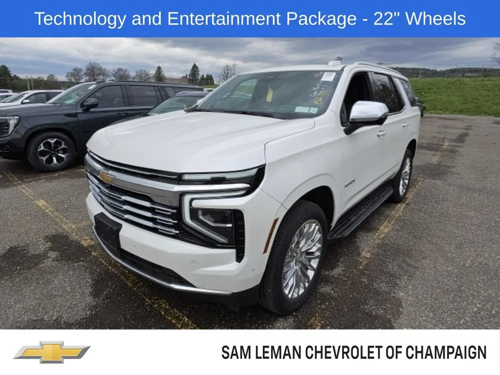 Used 2025 Iridescent Pearl Tricoat Chevrolet Premier image 1