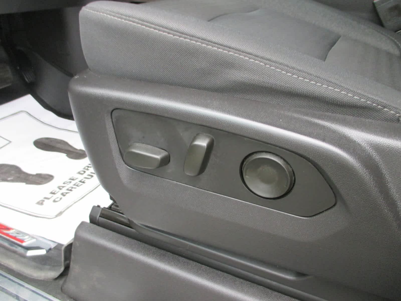 Used 2024 Summit White Chevrolet LT Trail Boss image 14