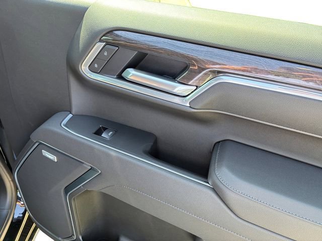 2026 Chevrolet Silverado 1500 LTZ - Photo 14