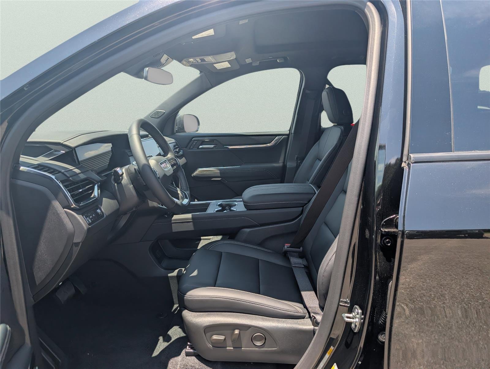 2025 GMC Acadia Elevation - Photo 12