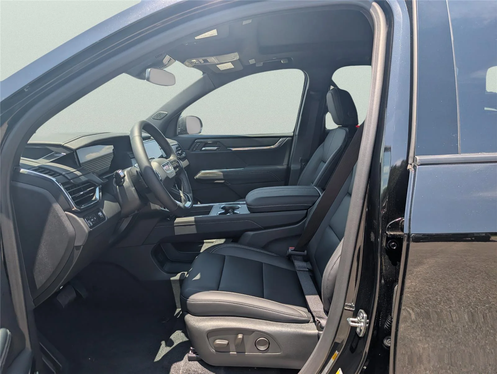 2025 GMC Acadia Elevation - Photo 12