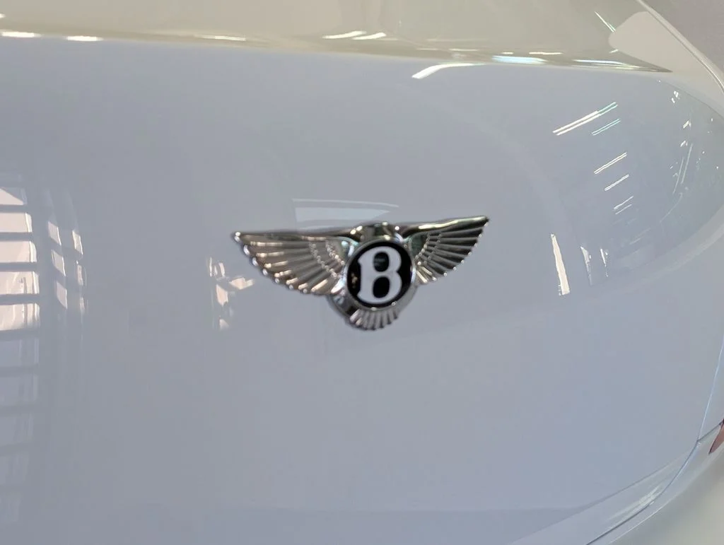 Used 2008 White Bentley Base image 14