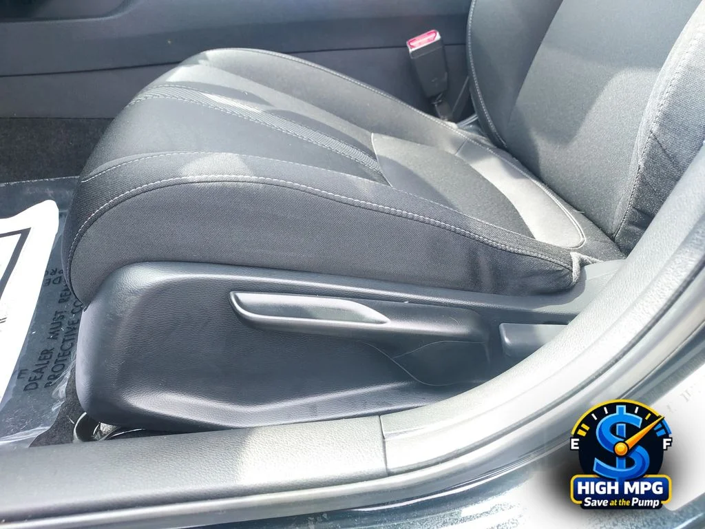 Certified Used 2018 Black Honda LX image 10