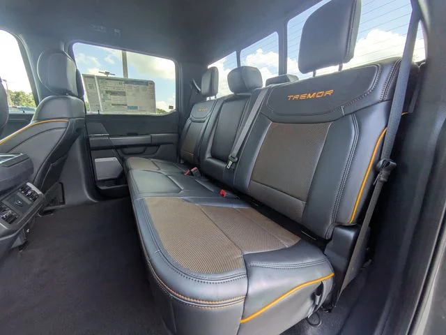 New 2026 Carbonized Gray Metallic Ford Tremor® image 14