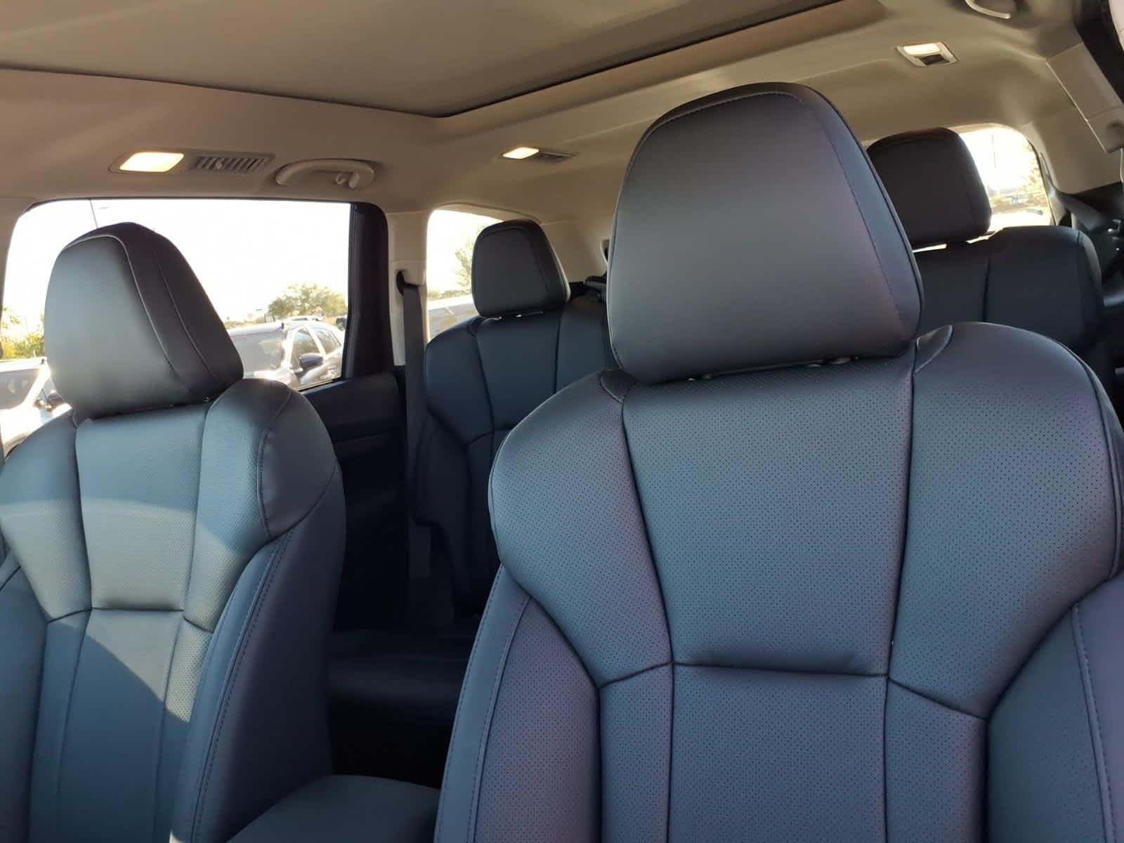 New 2026 SAPPHIRE BLUE PEARL Subaru Onyx Edition Touring 7-Passenger image 23