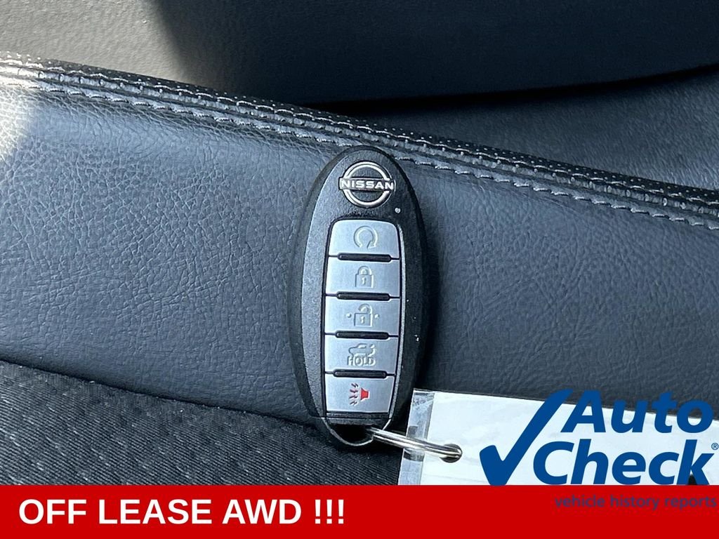 Used 2023 Black Nissan 2.5 SR image 31