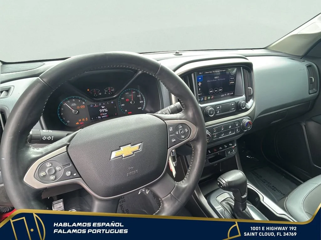 Used 2019 RED HOT Chevrolet 2WD Z71 image 17