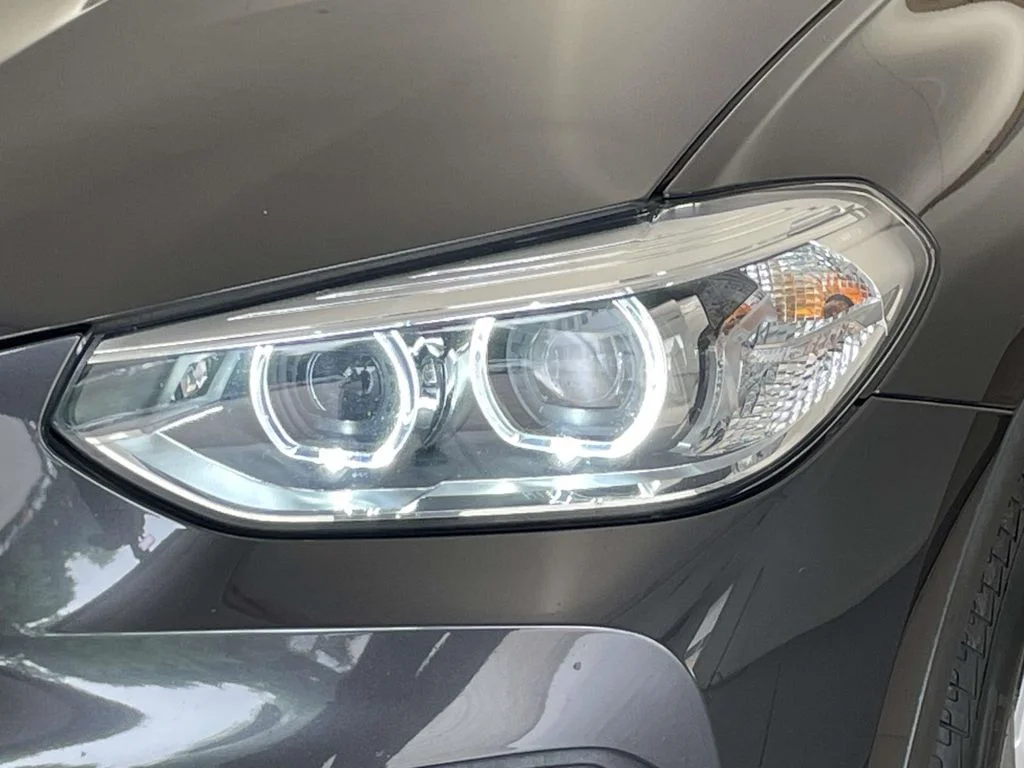 Used 2020 Gray BMW xDrive30i image 10