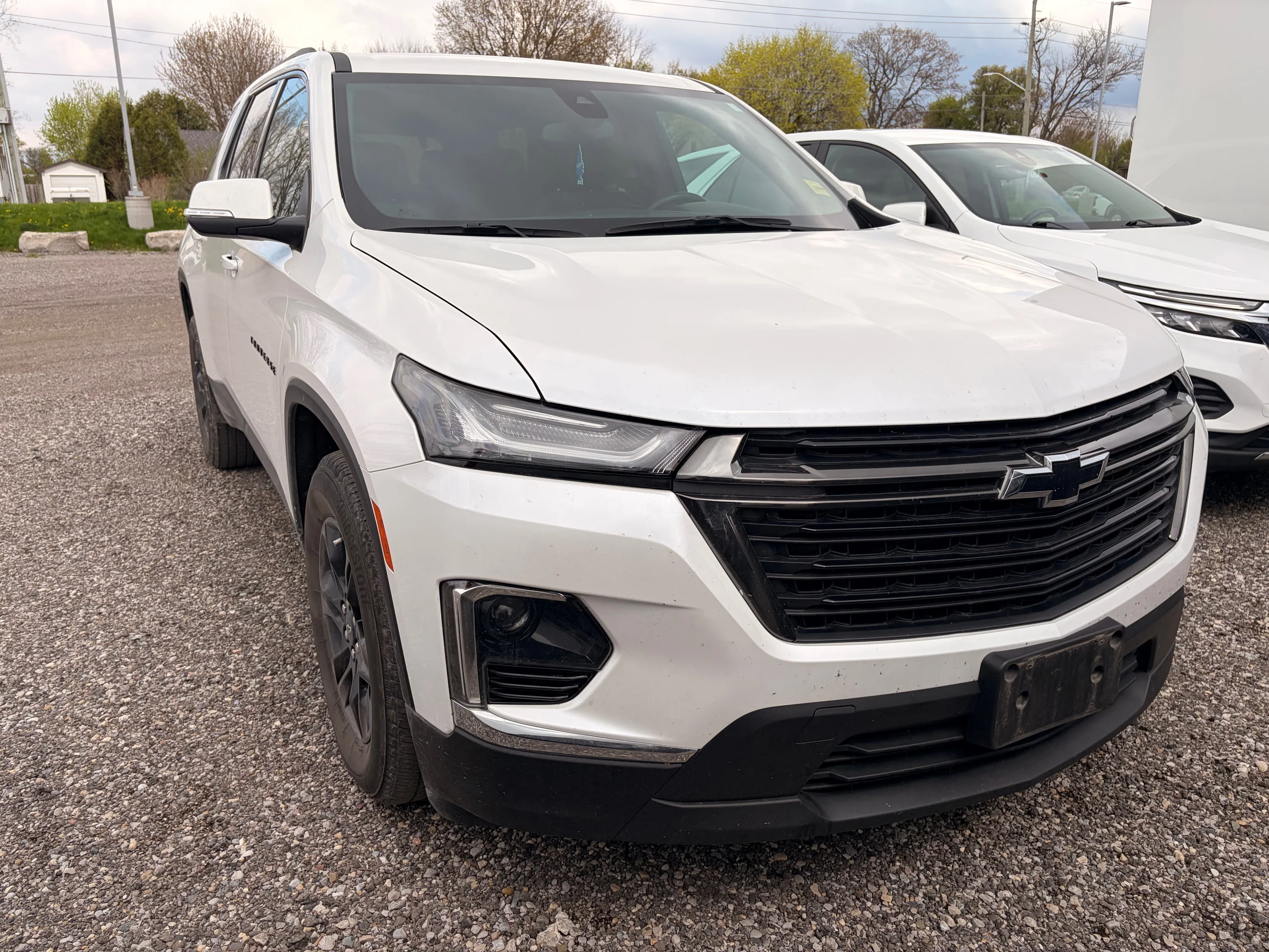 Used 2023  Chevrolet LT Cloth image 3