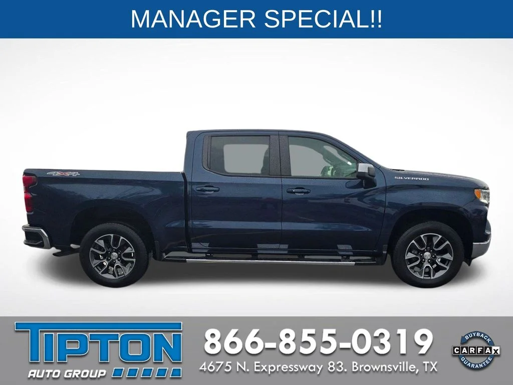 Used 2023 Blue Chevrolet LT image 4