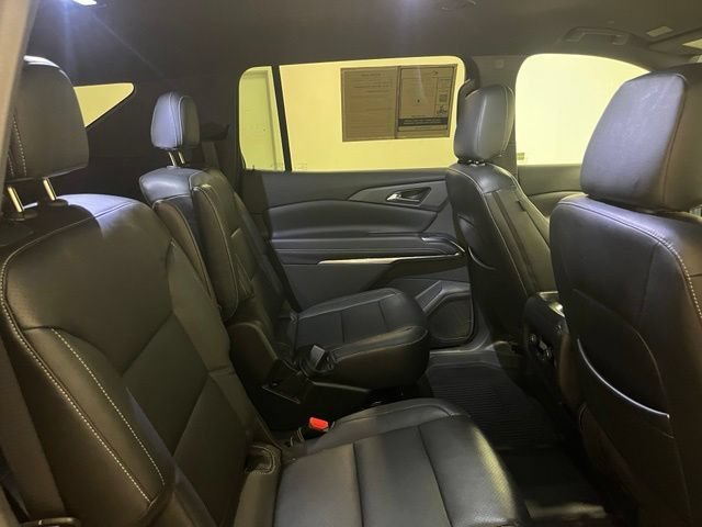 Used 2025 Mosaic Black Metallic Chevrolet LT image 24