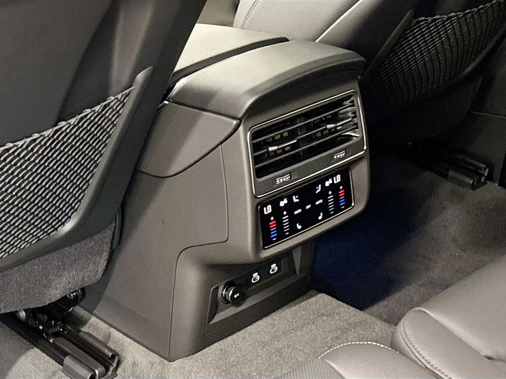 2025 Audi Q7 Premium Plus - Photo 17
